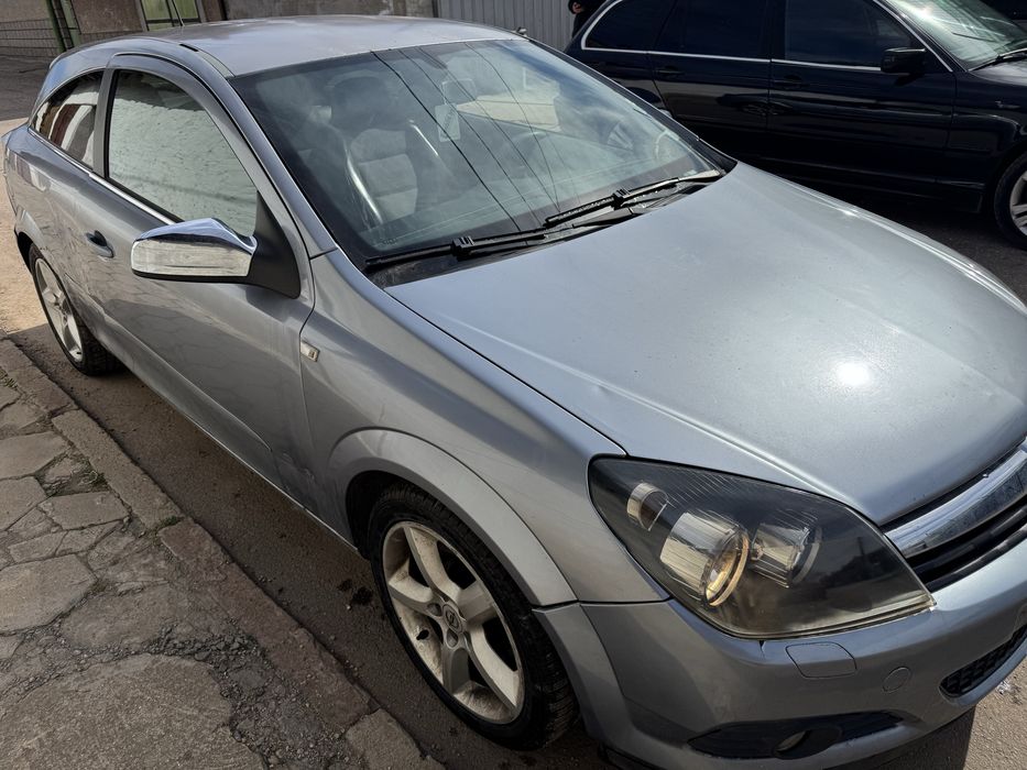 Opel Astra H 1.9 CDTI на части