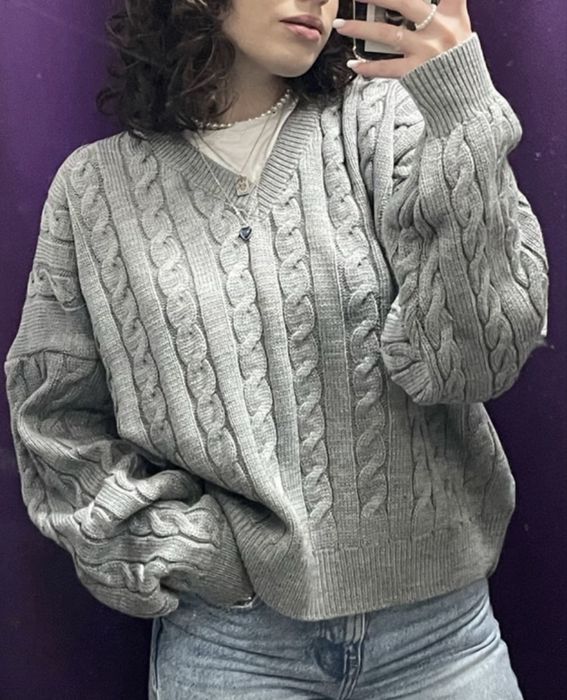 Свитер новый вязаный