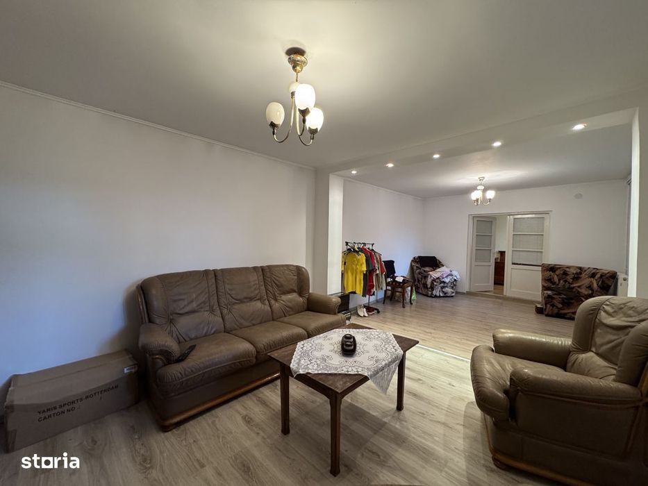 Casa individuala Chiajna, langa padure, 5 camere, utilitati in curte