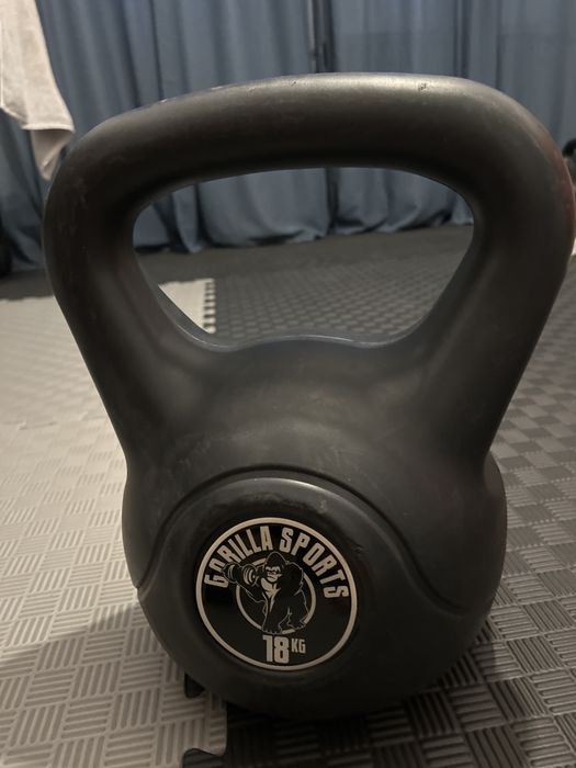 Vand Kettlebell 18kg