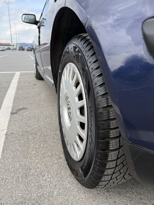 VW Golf 4 - 1.6 бензин