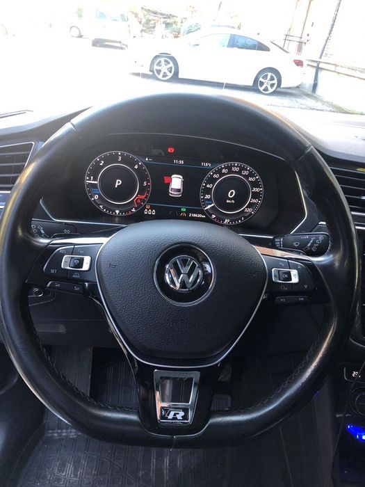 Emblema VW R volan negru