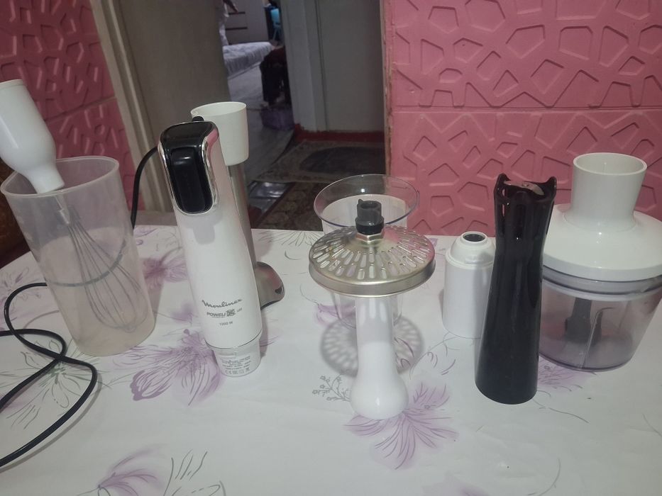 Продам блендер Moulinex