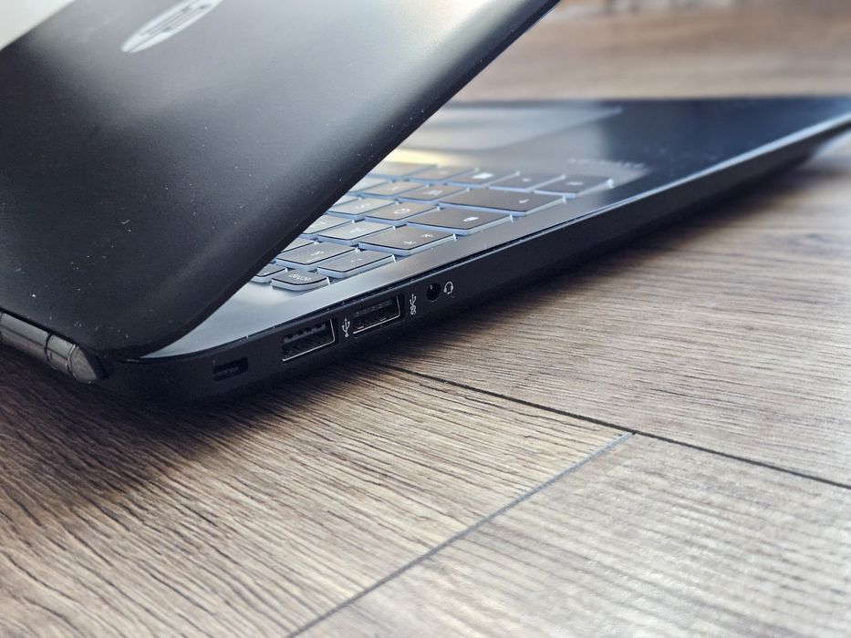 Laptop GAMING Hp Intel i5 , SSD 256GB +HDD 1TB, 8GB DDR4, GTX 950M, 15.6 Win 11!