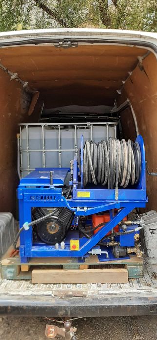 Прочистка, промывка канализации. Чистка труб от жира высоким давлением