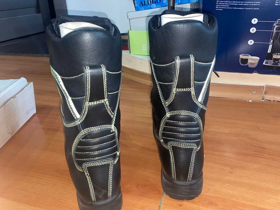 Bocanci pompieri Jolly