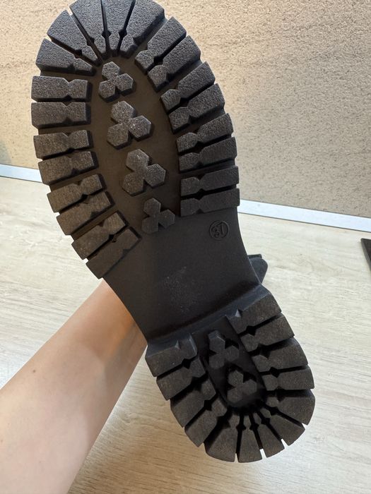 Дамски боти от велур