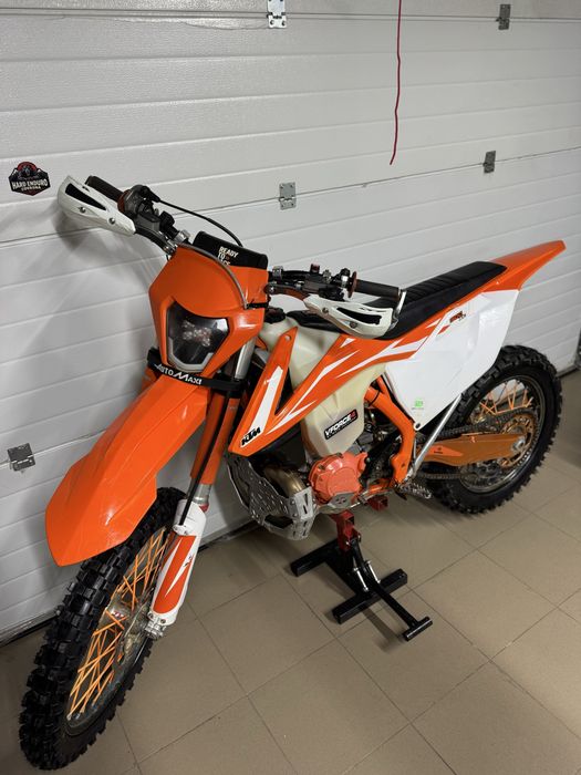 KTM XC-300-2019/Carburație