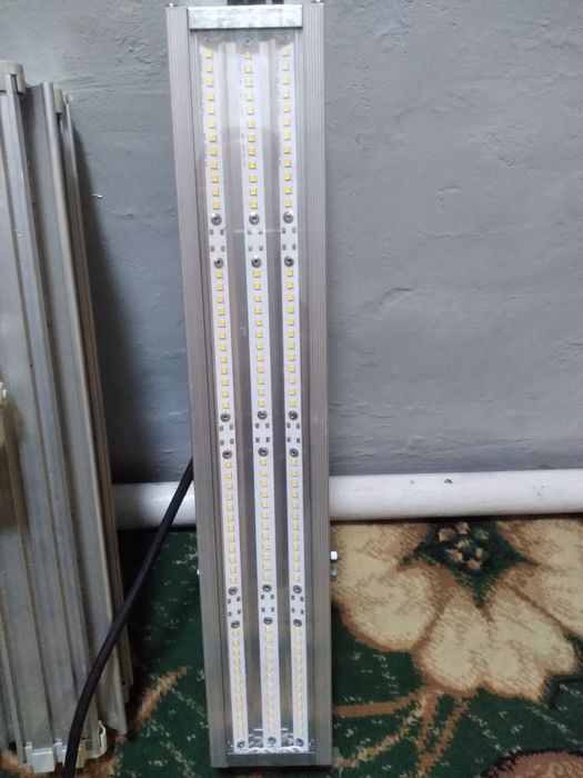 Продам светодиодные светильникиики