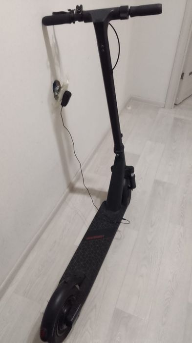 Электросамокат Hoverbot