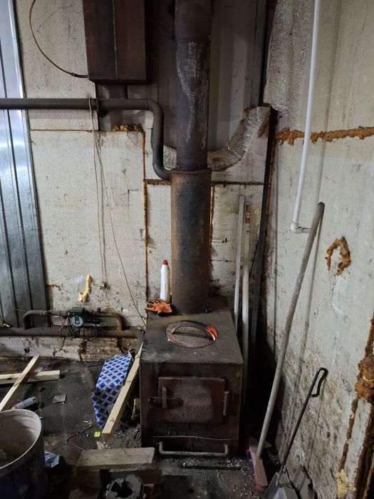 Котёл отопления.