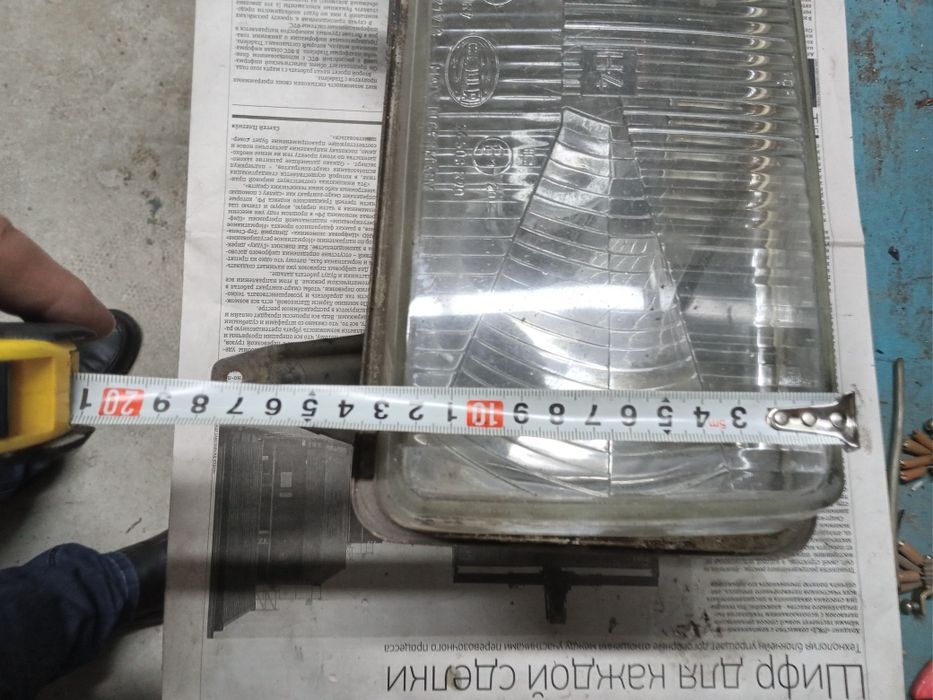 Продам фару на немца.