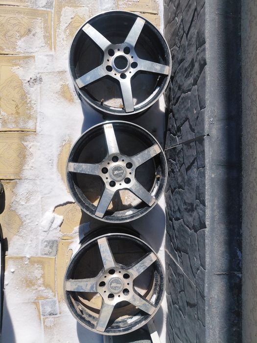 Продам литые диски r16