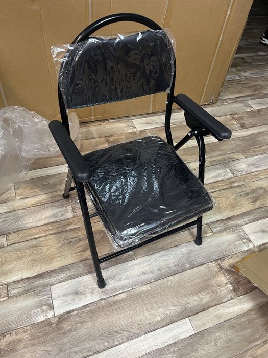 Кресло туалет новое