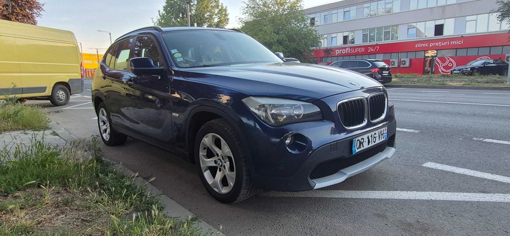 BMW X1 2011 — imagine 2