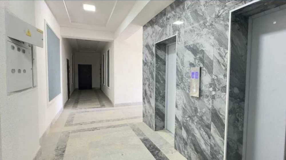 Продаётся квартира коробка Aviasozlar Plaza рынок Кадышева