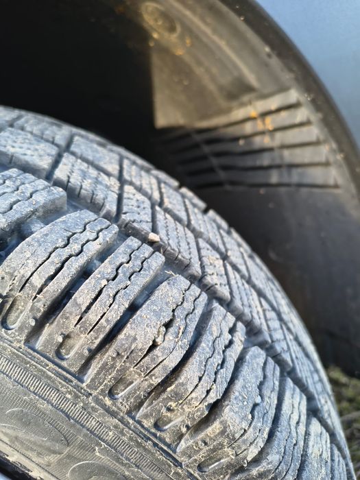 Vând sau schimb cu teren extravilan la țară 100 km de ARAD maxim