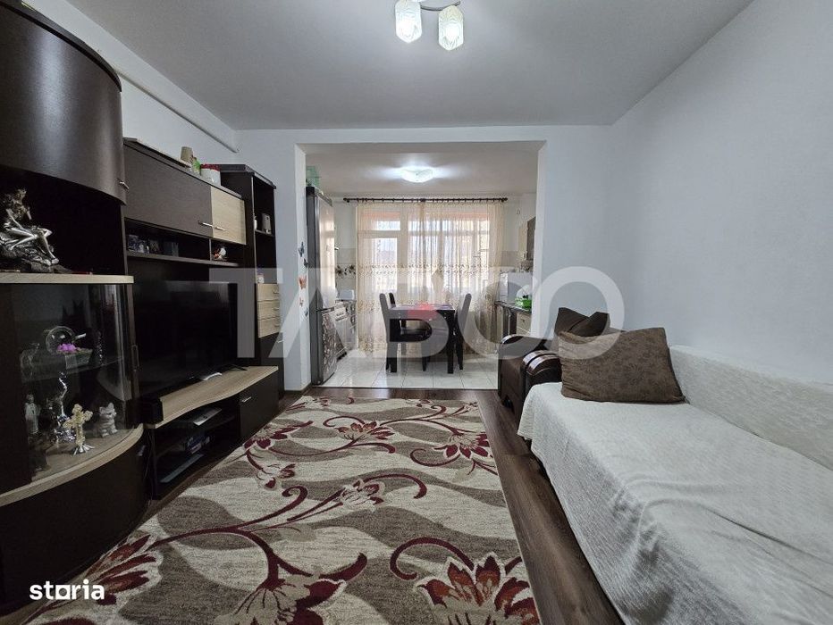 Apartament decomandat 3 camere 2 bai balcon etaj 1 Arhitectilor Sibiu