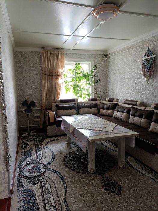 Uy sotiladi pul zarur