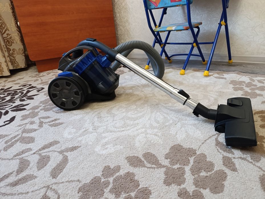 Продам хороший пылесос