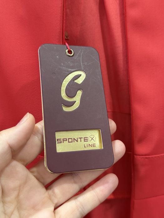 Продам шикарные новые платья!