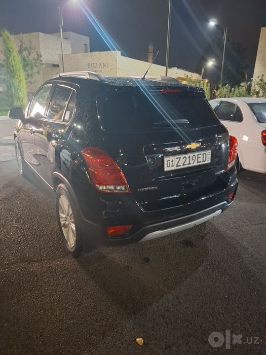 Treker 1 qora 2019