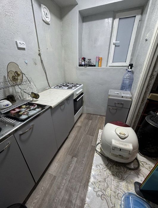 Yashnobod Tuzel olmos metro yaqinida 1 xona bezmakler kvartira bor