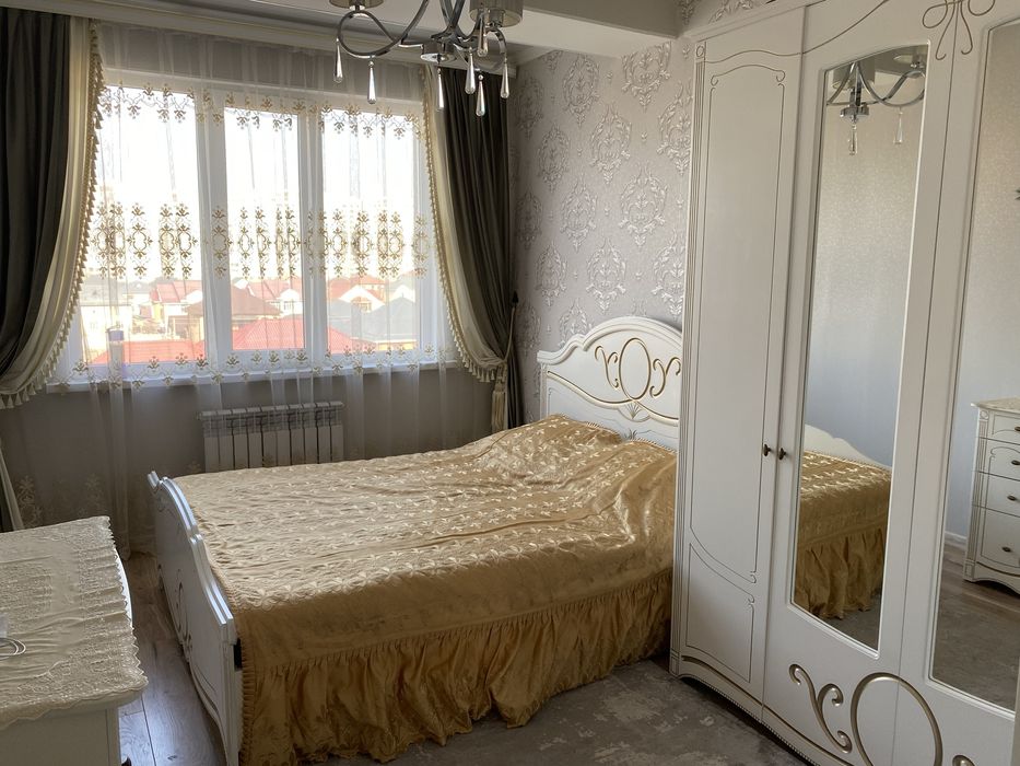 Спальный гарнитур