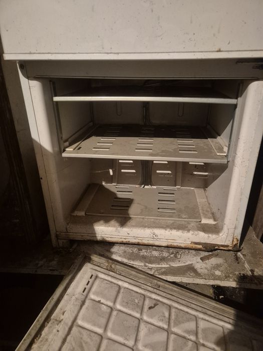 Продам холодильник