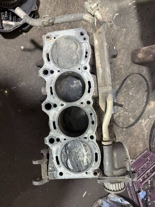 Двигатель на Тойота карина