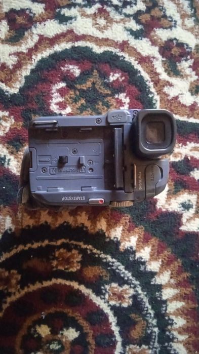 Sony foto aparat 120x oladi