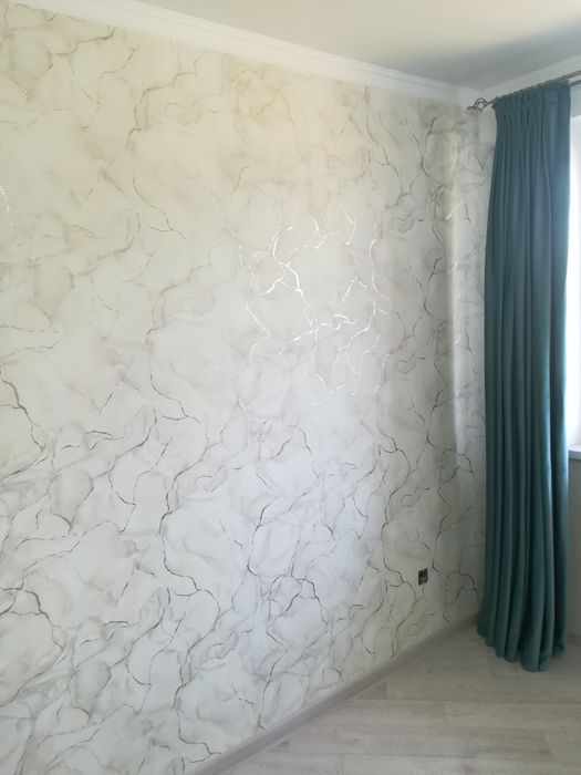 Поклейка обоев качественно