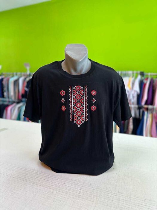 Мъжка тениска с бродерия ШЕВИЦА