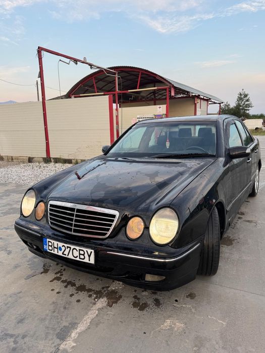 MERCEDES-BENZ E-Class 2001 — imagine 5