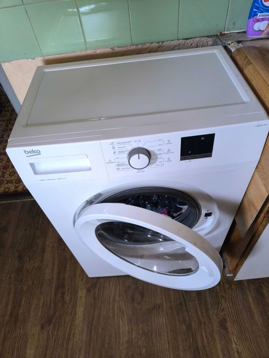 Хладилник BEKO 1 Брои Бял
