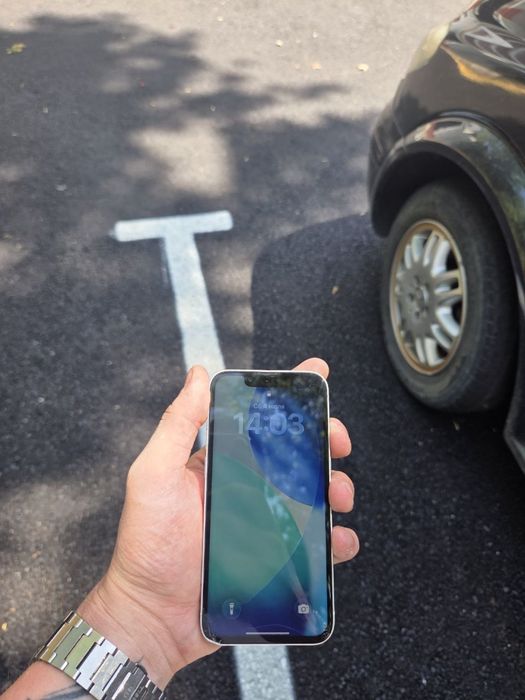 Iphone 13 mini white