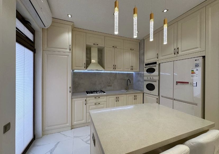 Срочно сдаётся 2х комнатная квартира в Ташкент сити!