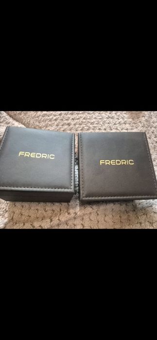 Vand doua ceasuri FREDRIC originale noi noute