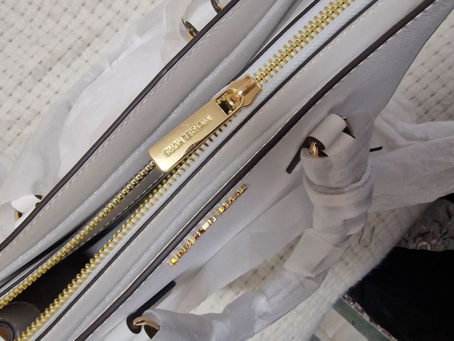 Geantă Michael Kors nouă cu etichetă