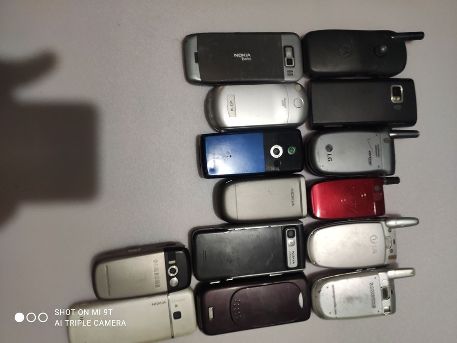 Продам телефон motorola talkabao