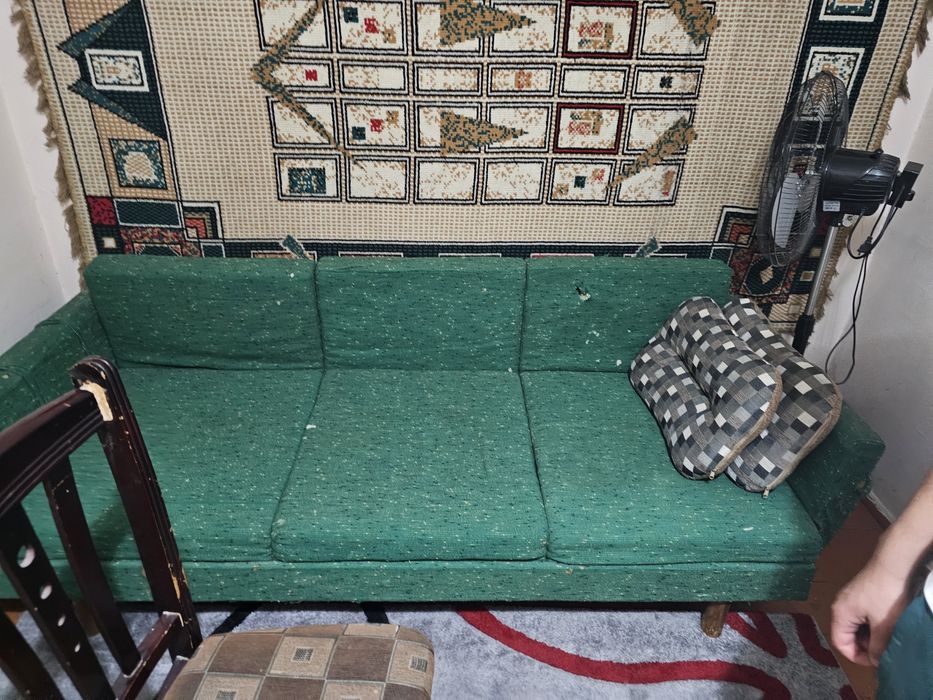 Отдам диван бесплатно