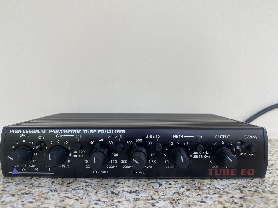 ART Tube  eq / preamp lampa