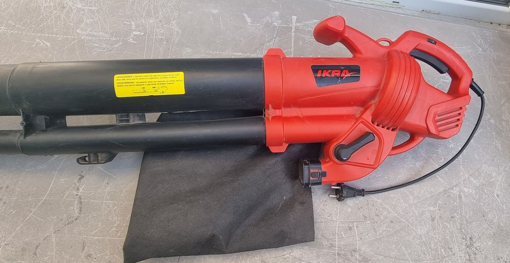 Листоиздухвачка Ikra 2600w