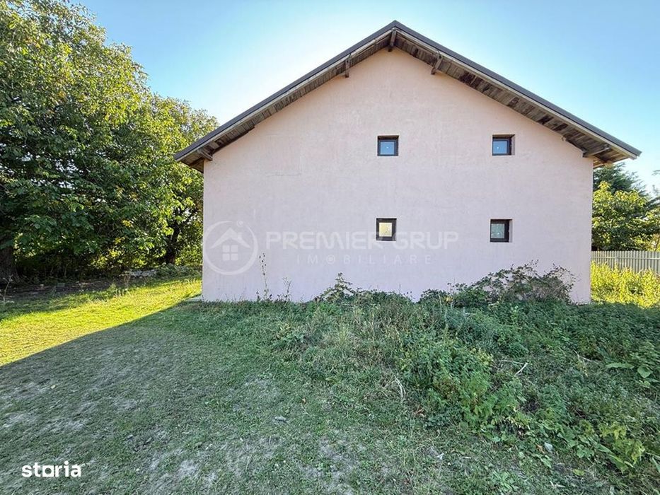 Casă 5 camere, Hadambu, 181mp