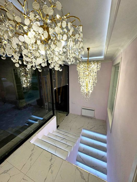 Продаю Своя Нежелое Новый Hi-Tech Office Ц-1  Вдоль Дороги 125м2.