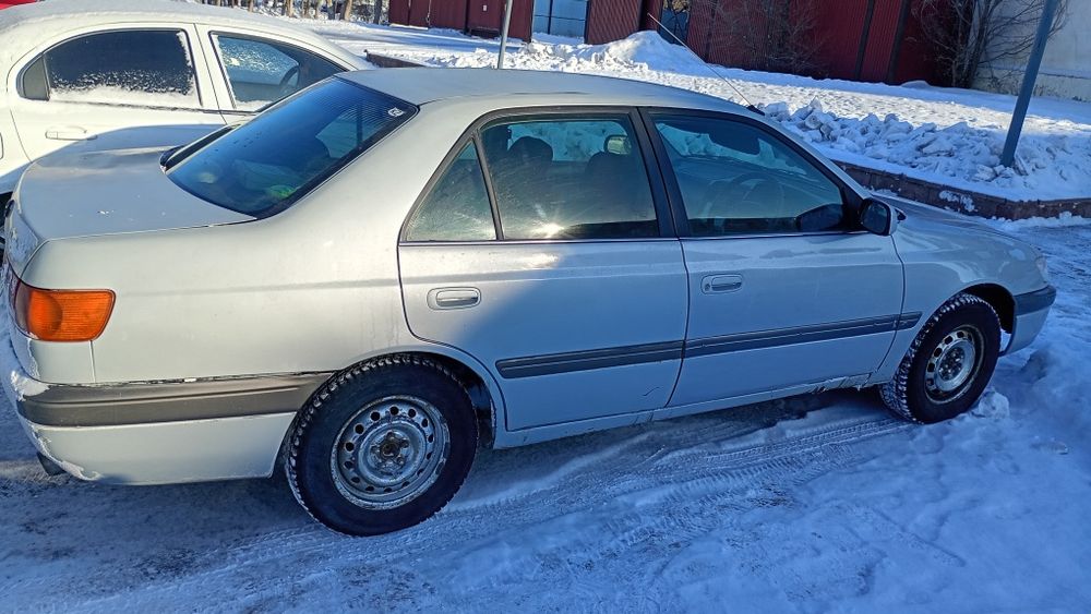 Тойота корона премио