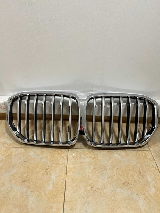 Grila Bmw X5, impecabila