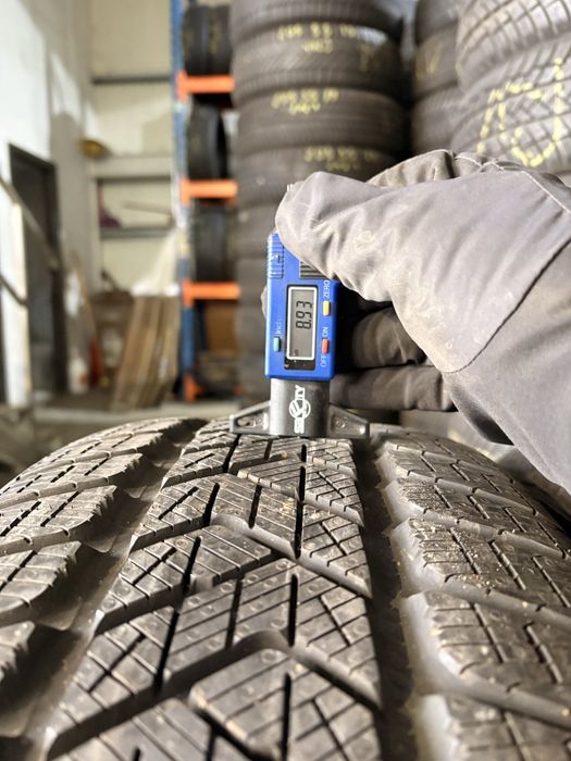 Anvelope iarna 235/55/18 Pirelli Winter Sottozero 3 235 55 18 R 18