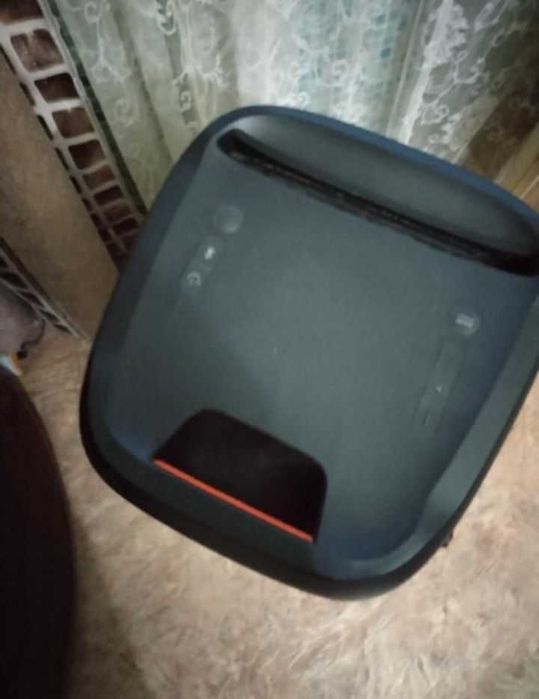 Колонка jbl 300 сотилади