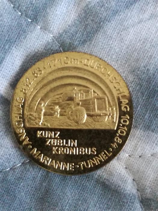 Юбилейни монети/плакети